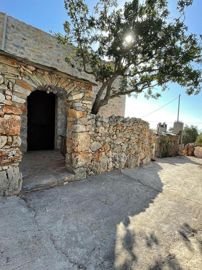 Find Your Peace In A Traditional Country House!! Láyia Exterior foto