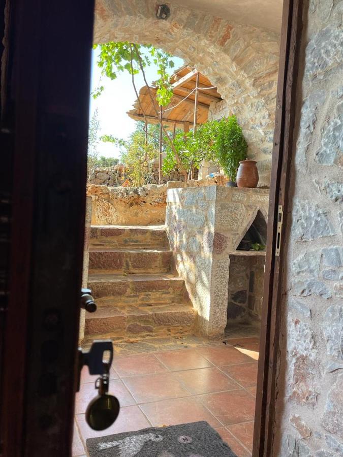 Find Your Peace In A Traditional Country House!! Láyia Exterior foto
