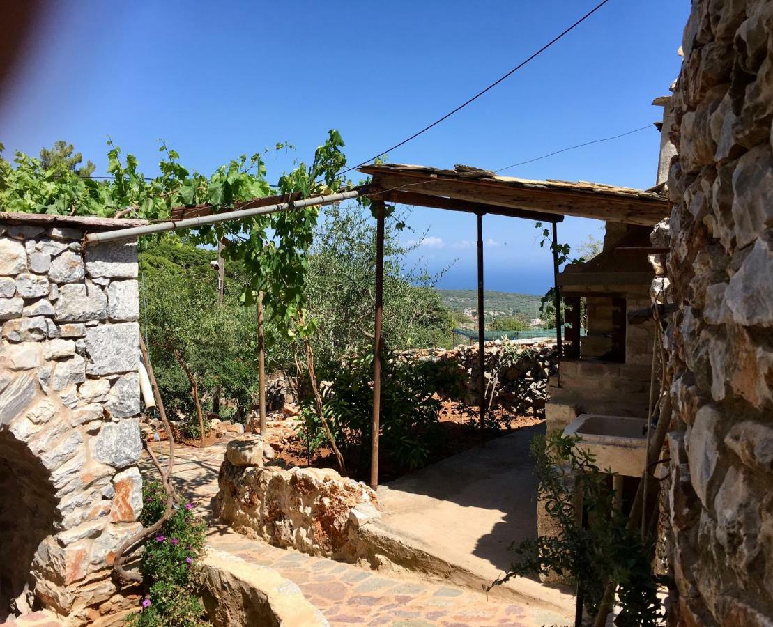 Find Your Peace In A Traditional Country House!! Láyia Exterior foto